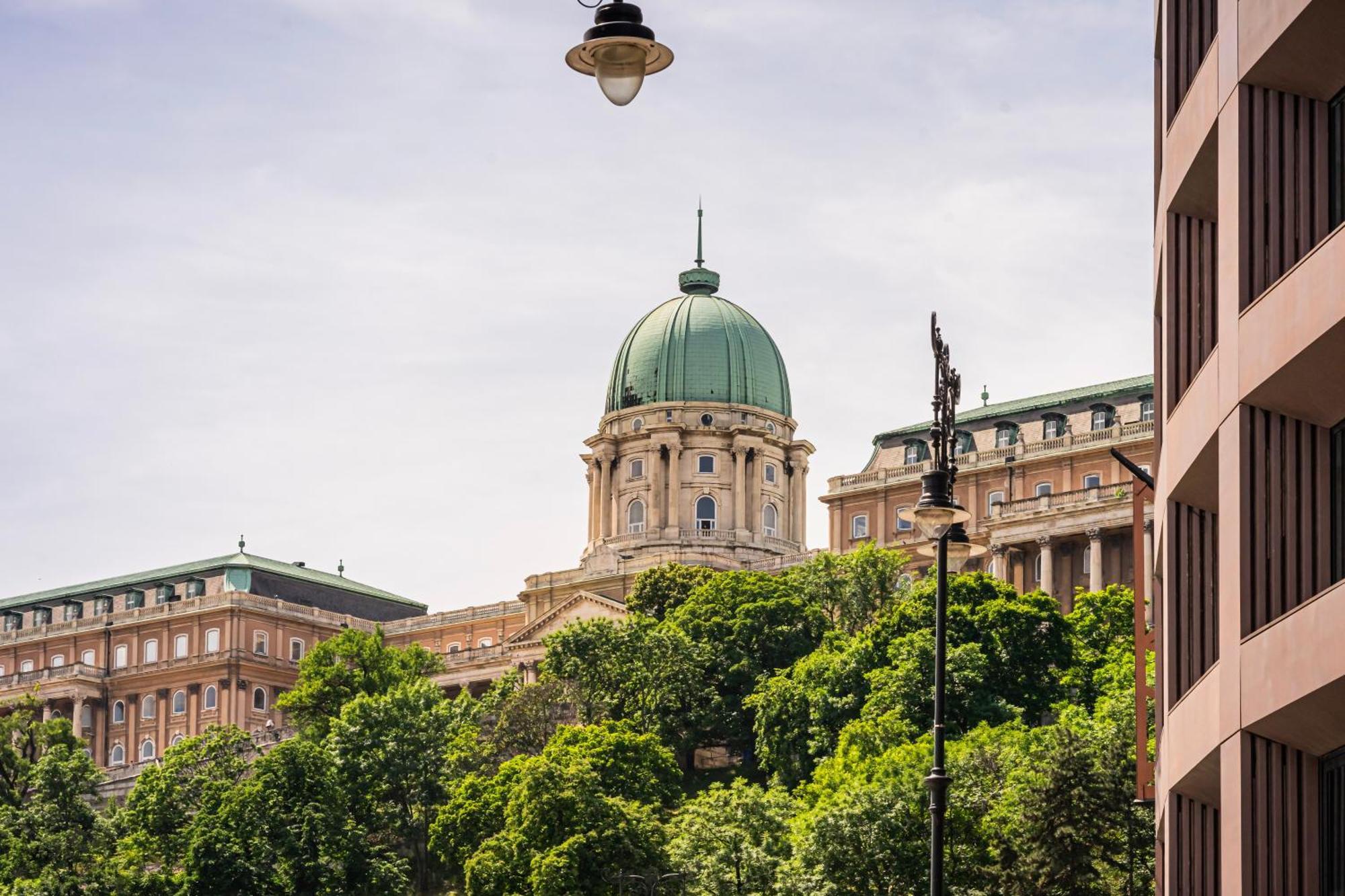 Elegant Escape By Buda Castle For Pleasure Seekers Budapest Luaran gambar